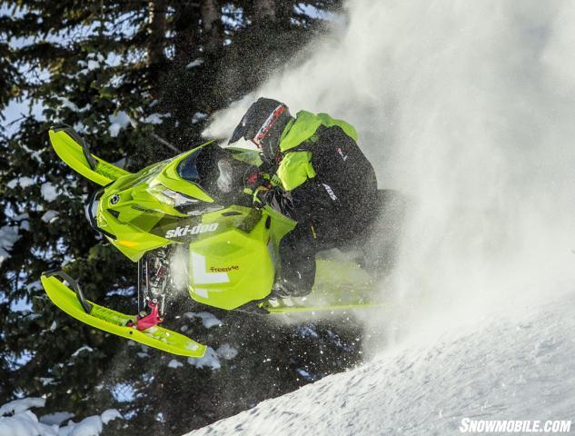 Яркий снегоход Freeride обладает своей армией преданных поклонников – райдеров, которые не боятся испытаний.