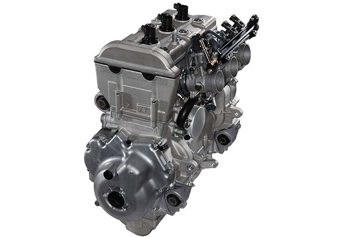 И Arctic Cat Bearcat 7000 XT и Yamaha VK Professional II оснащены четырехтактным двигателем Yamaha 1049cc. 
