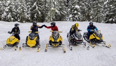 BRP представляет новые молодежные модели SKI-DOO 